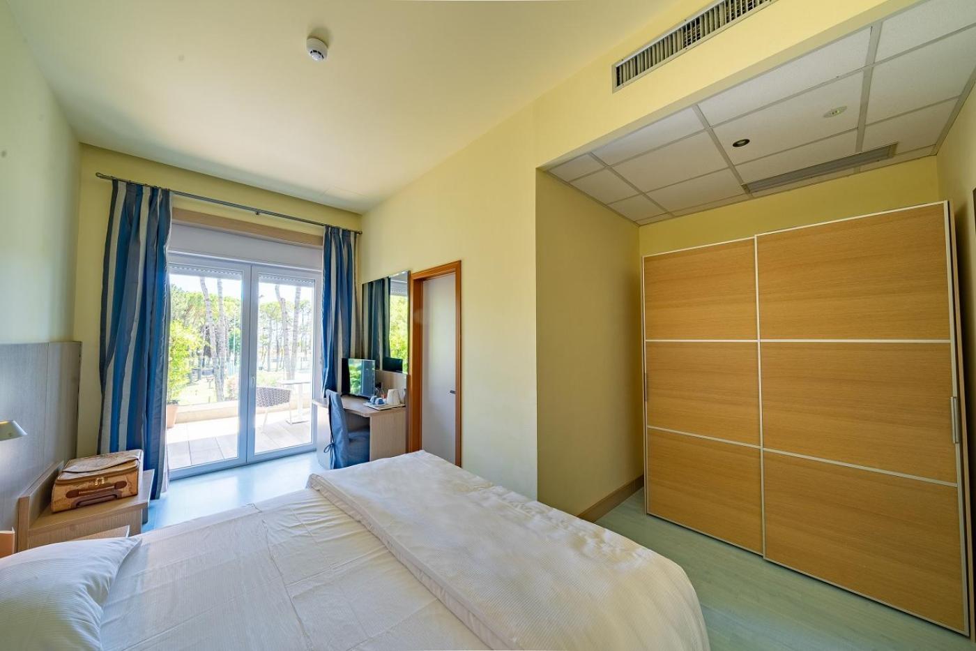 Il Tridente Hotel Bibione Dış mekan fotoğraf