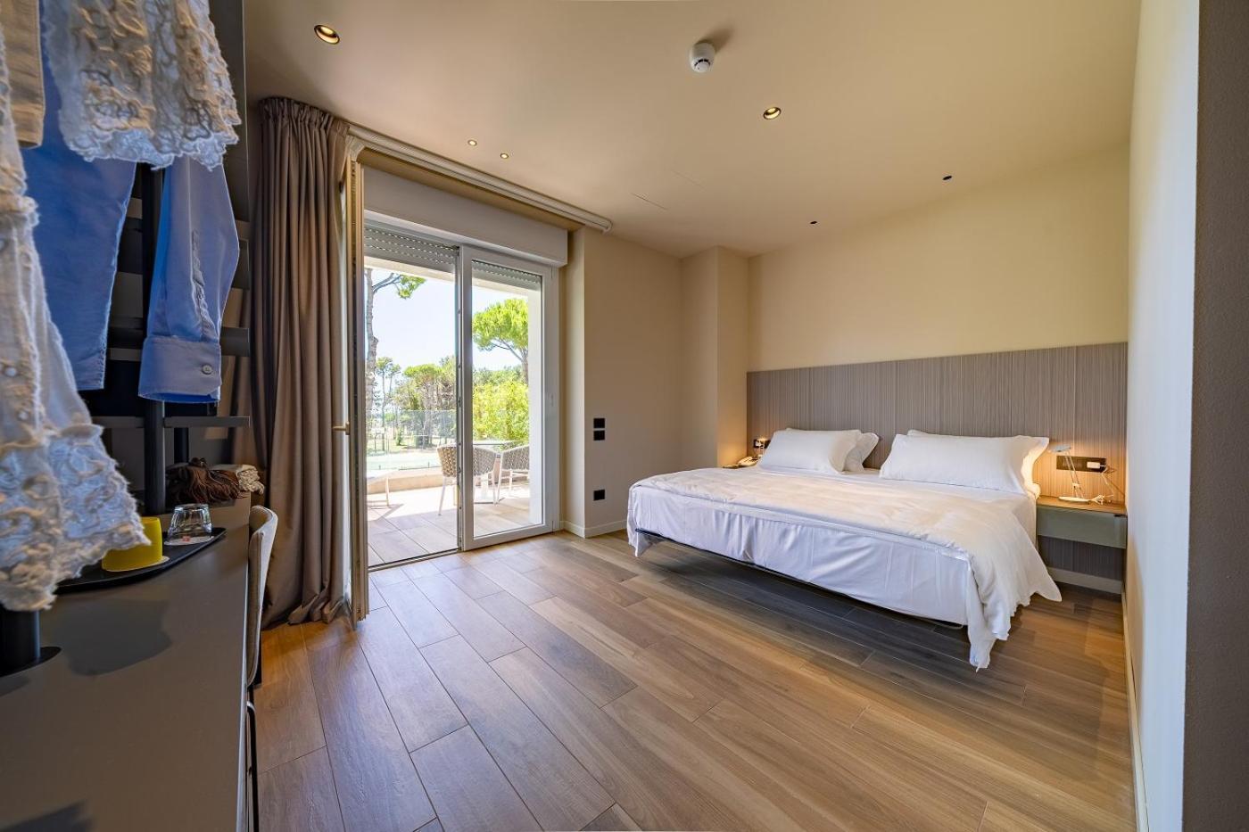 Il Tridente Hotel Bibione Dış mekan fotoğraf