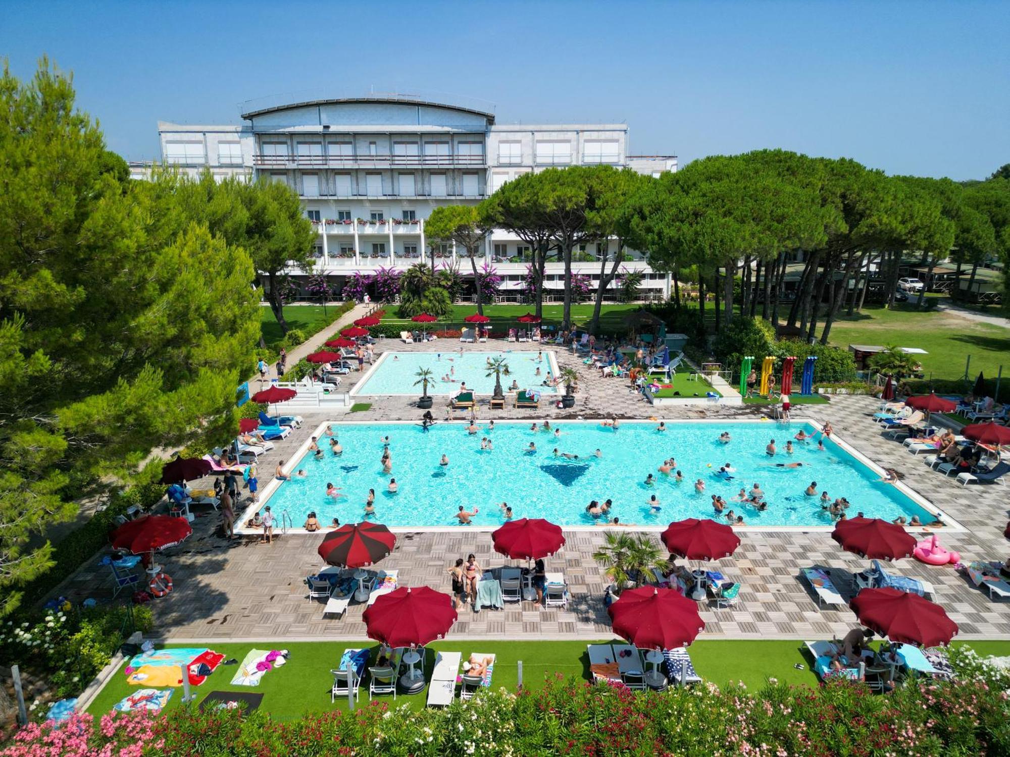 Il Tridente Hotel Bibione Dış mekan fotoğraf
