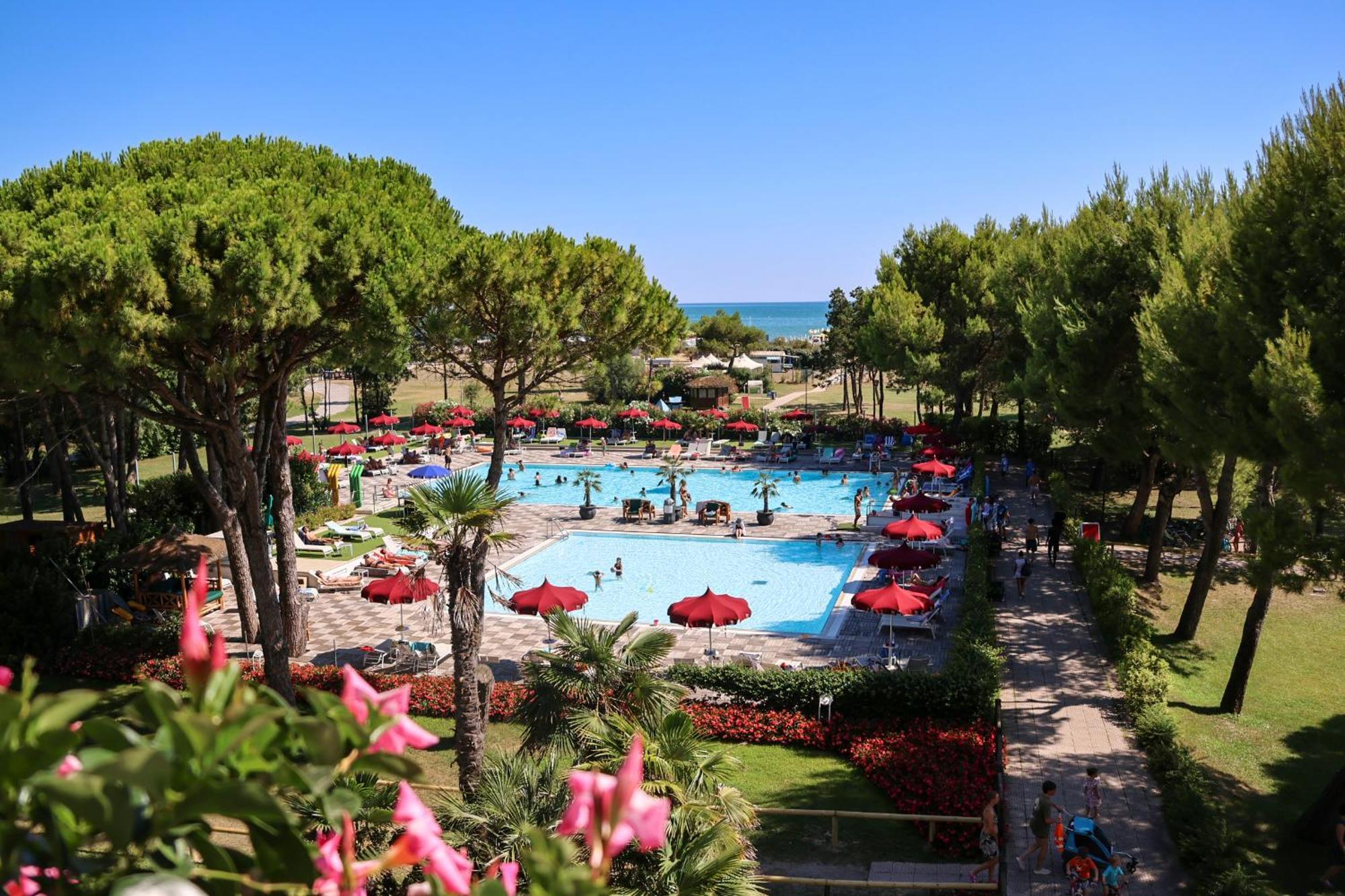 Il Tridente Hotel Bibione Dış mekan fotoğraf