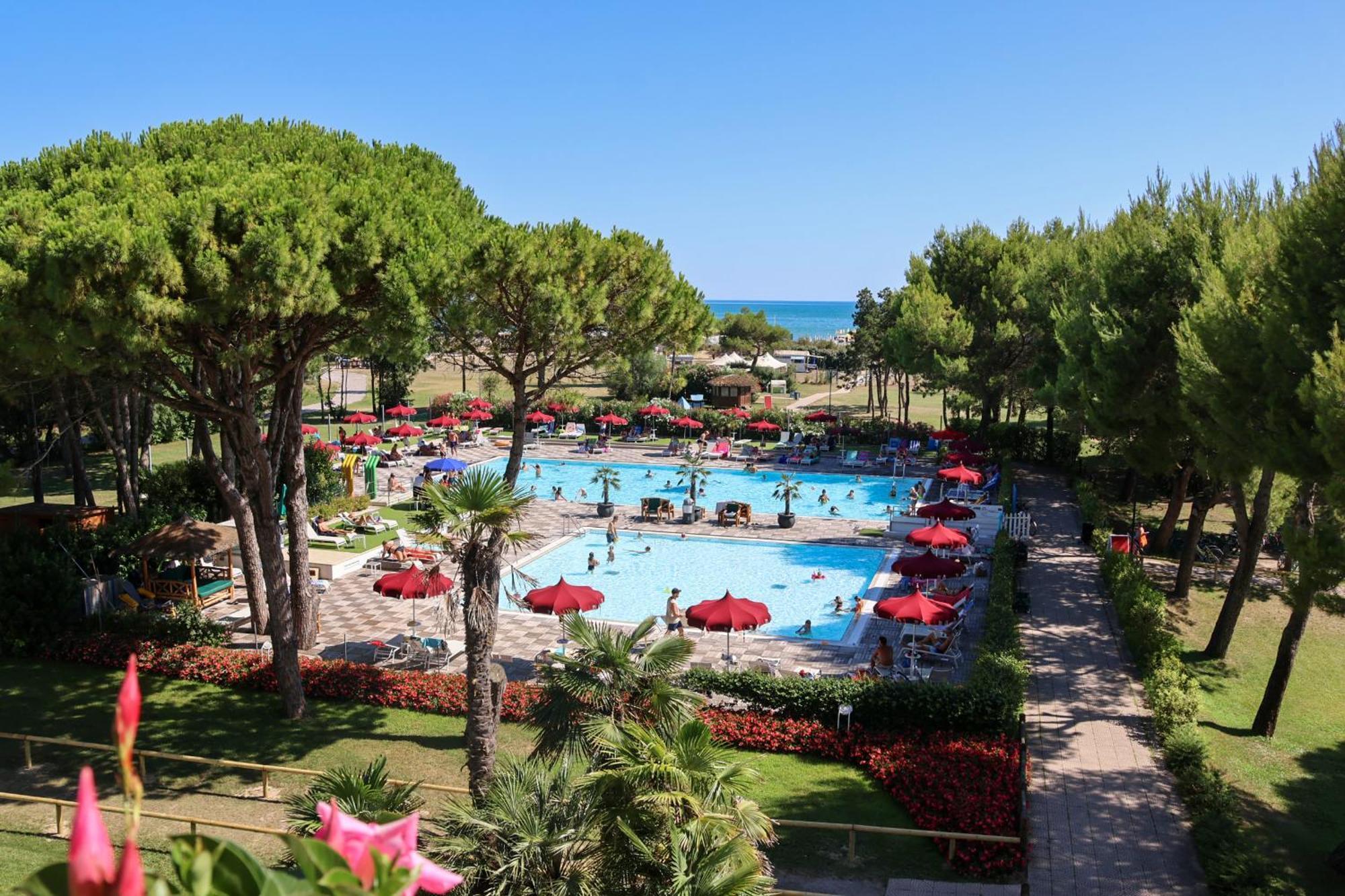 Il Tridente Hotel Bibione Dış mekan fotoğraf