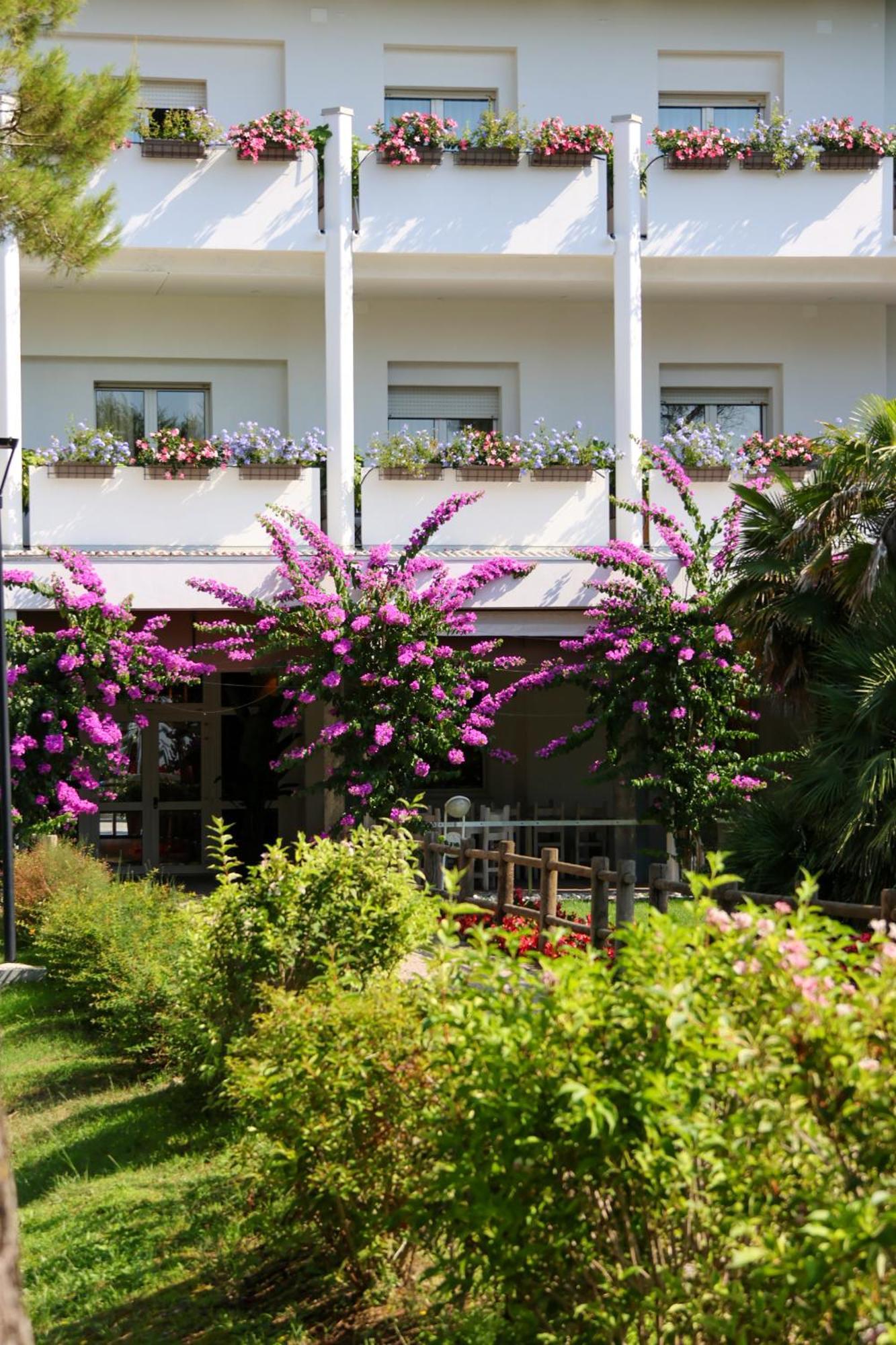 Il Tridente Hotel Bibione Dış mekan fotoğraf