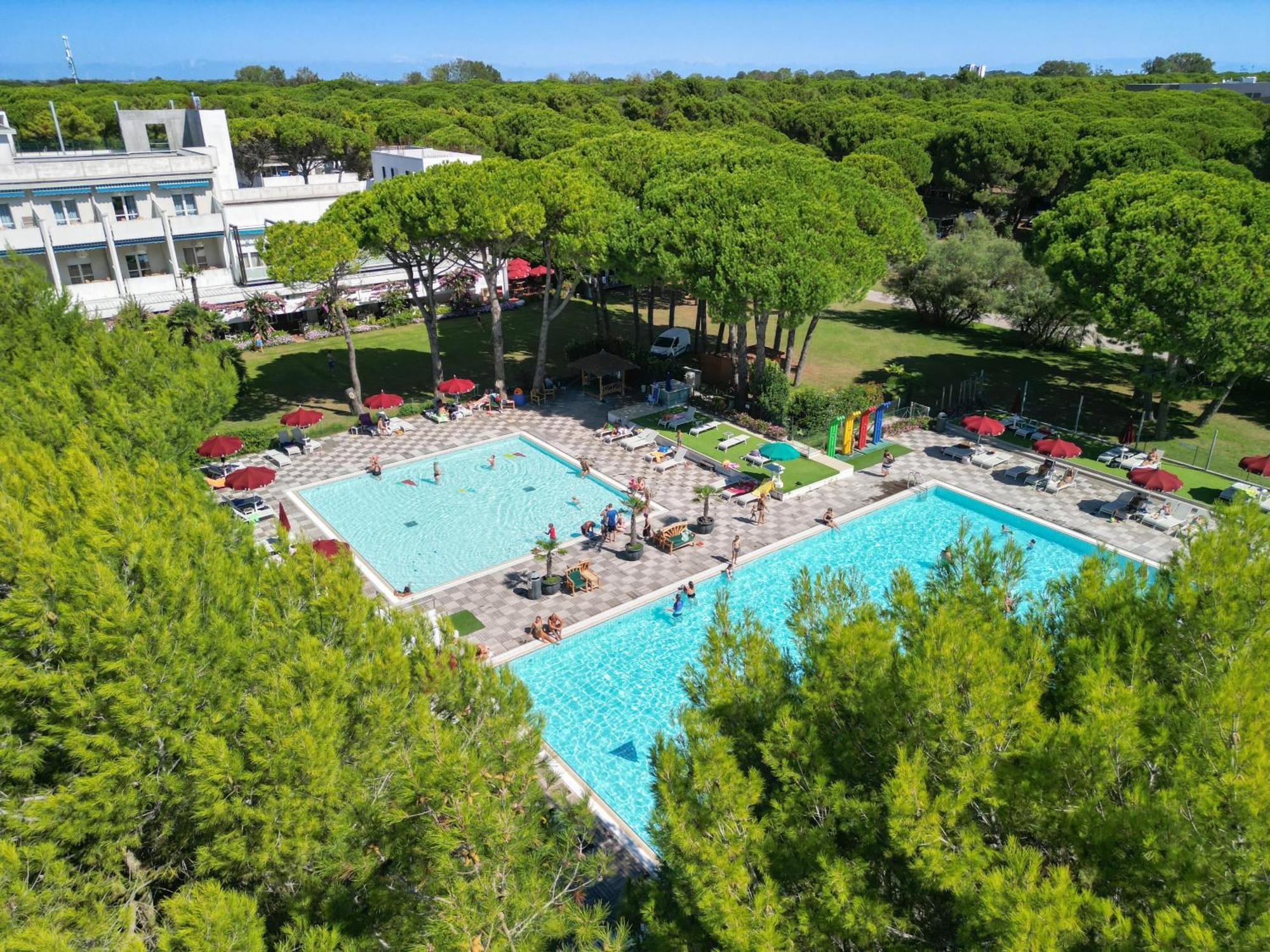 Il Tridente Hotel Bibione Dış mekan fotoğraf